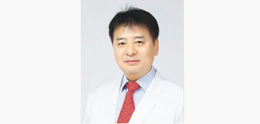구부렸다가 폈다가… 가벼운 운동으로 시작하는 건강한 노년 생활